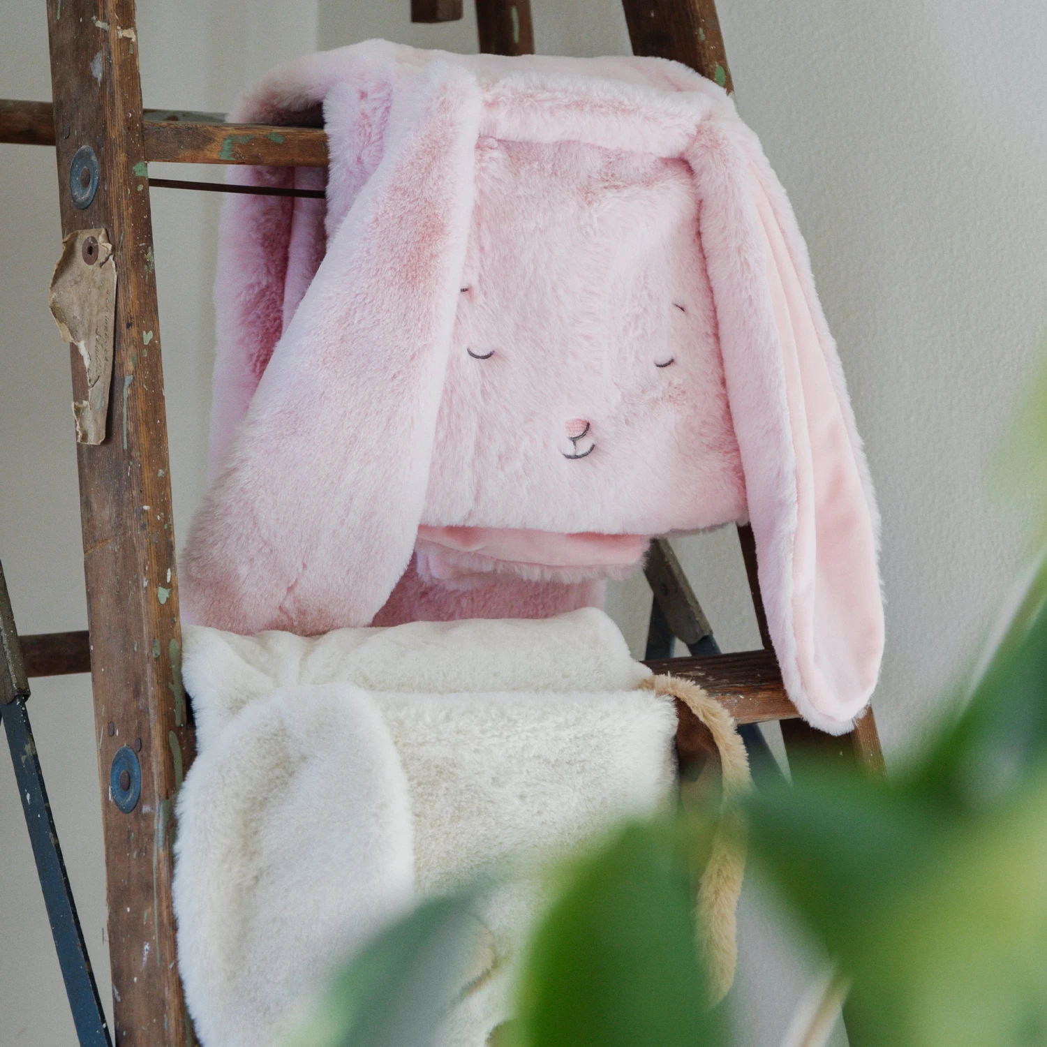 Blossom Tuck Me In Blanket - Image 6