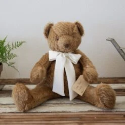 Hutch Studio - Hand Crafted Smaller Beau Bowdacious